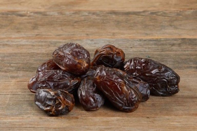 Datteln online bestellen bei Farmy.ch